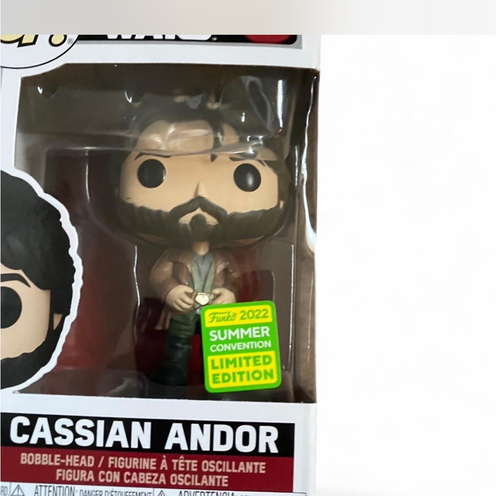 Funko Pop Cassian Andor Figure - Brown and Green